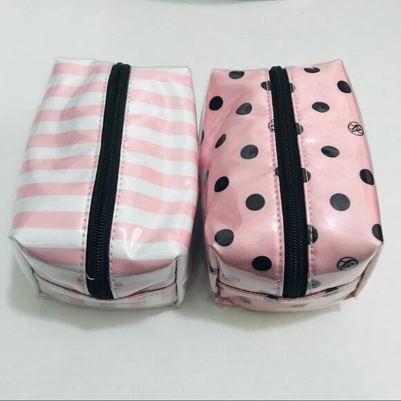 Victoria's Secret Cosmetic Bag Set of four - Picture 3 of 7